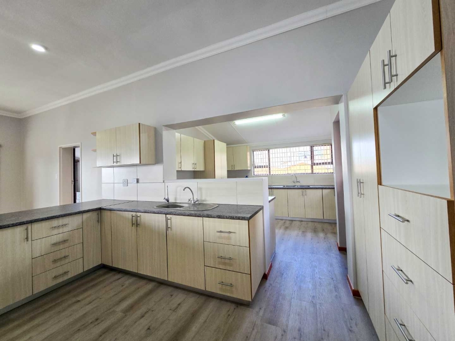 5 Bedroom Property for Sale in Jongensfontein Western Cape